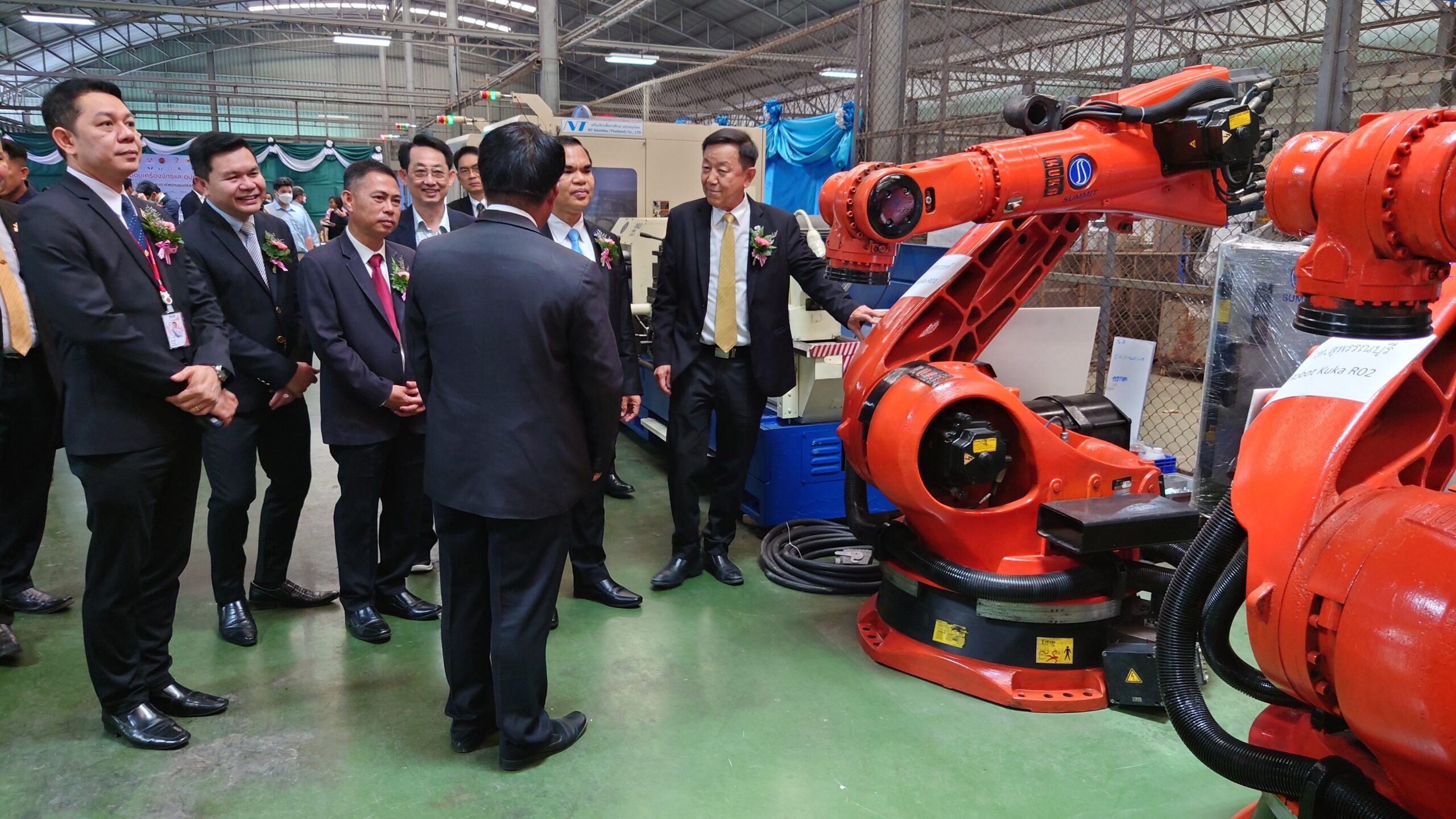 พิธีปิดการอบรมและพิธีมอบเครื่องจักร CNC และ ROBOT